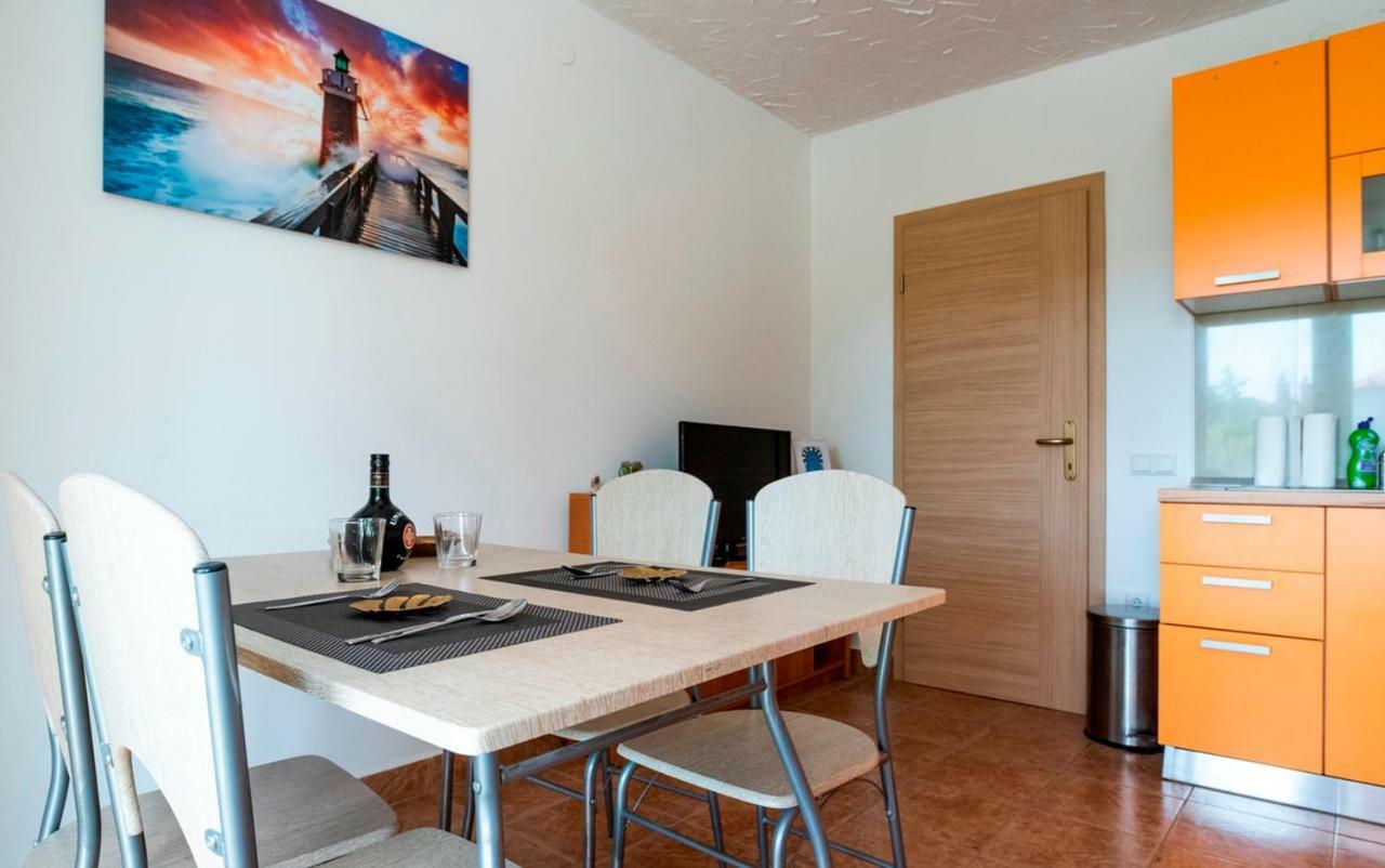 Lavanda Apartments&studios * Pinezići