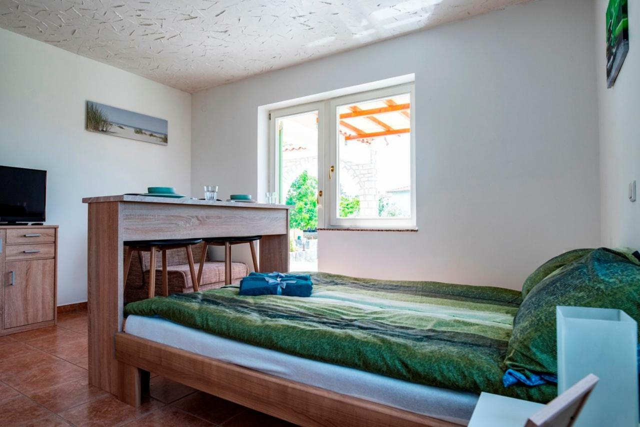 Lavanda Apartments&studios Apartment *
